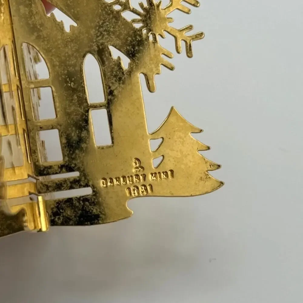VTG Danbury‎ Mint 1981 Gold Plated Christmas Tree Ornament The County Church